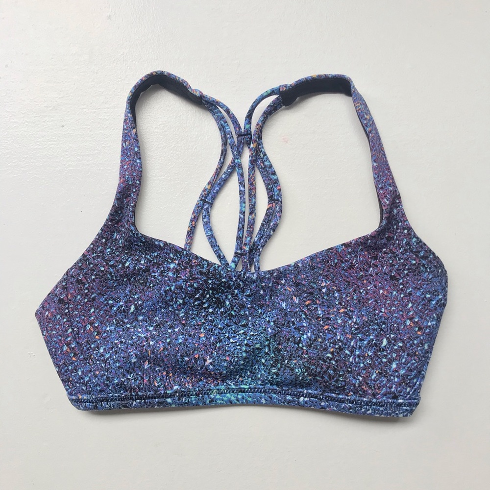 Lululemon Free to be Zen sports bra